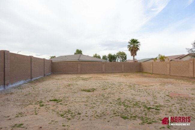 Building Photo - Perfect Home, Location and Price!