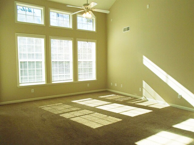 Building Photo - 2933 Eureka Cir