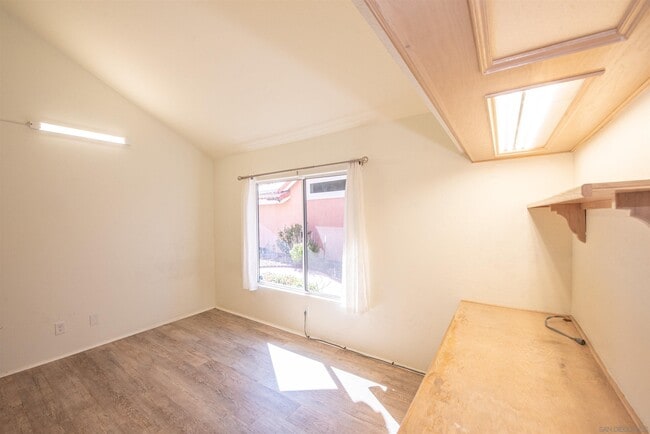 Building Photo - 11323 Caminito Corriente