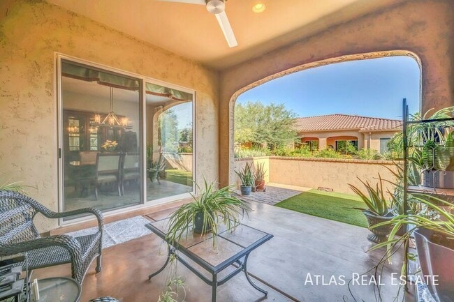 Building Photo - 16961 W Holly St