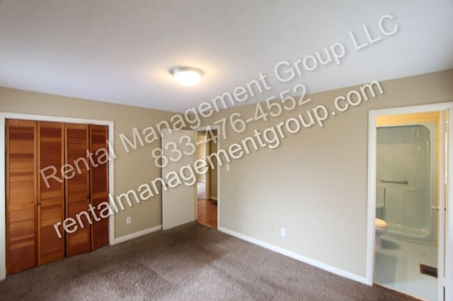 Building Photo - New On The Market! 3BR 2BA + Lower Level D...