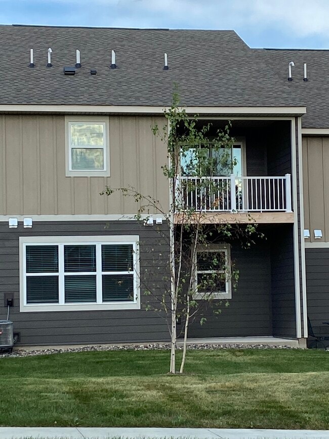 Building Photo - 17079 Dysart Pl