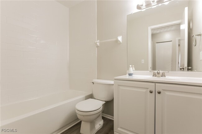 Building Photo - 5945 Spearman Cir