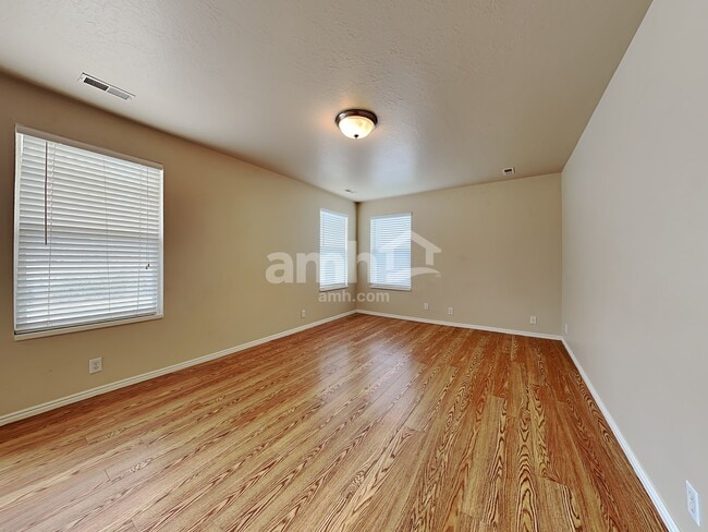 Building Photo - 3795 W 850 S