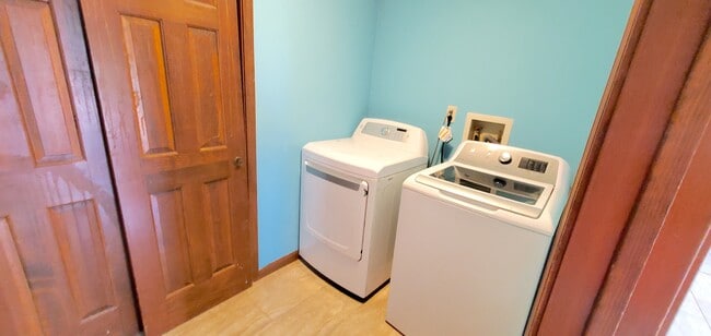Building Photo - 89 Greencastle Ln