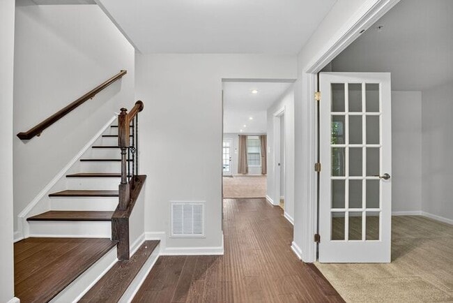 Building Photo - 5704 River Shark Ln