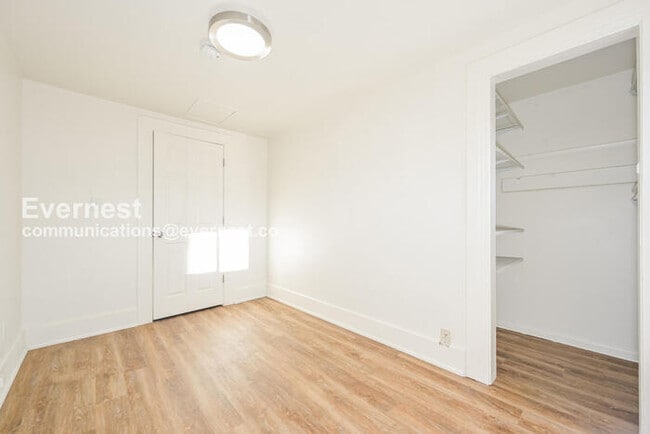 Building Photo - 4902 Meade St