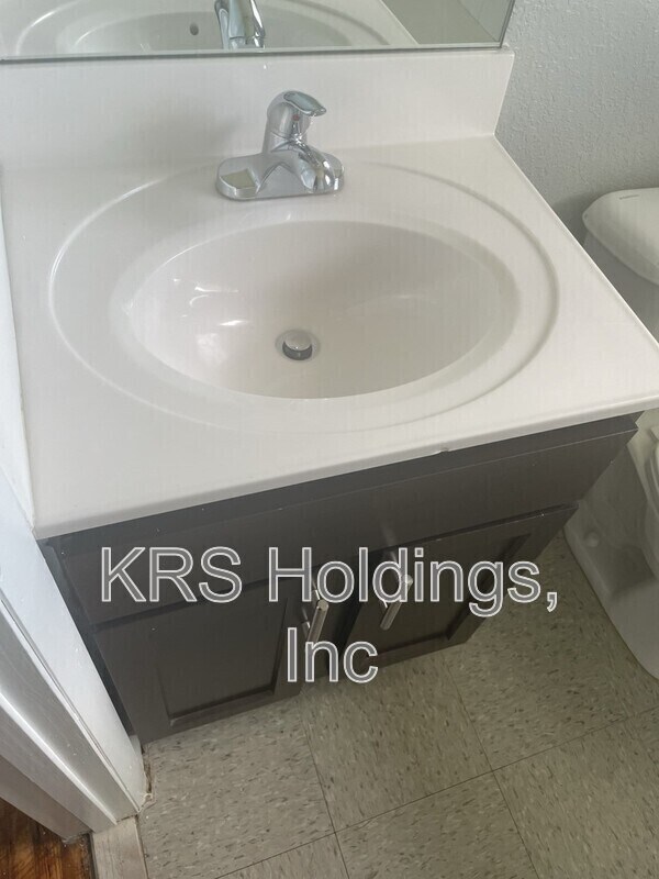 Building Photo - 4202 Newsome Dr
