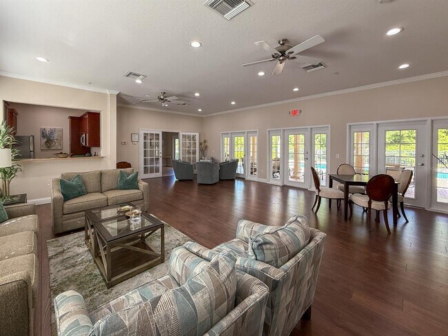 Building Photo - 913 Lotus Vista Dr