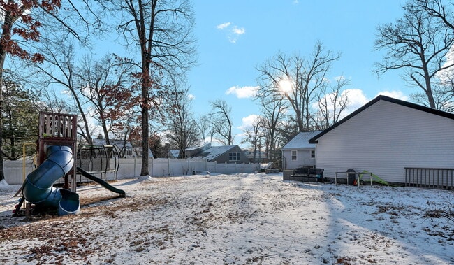 Building Photo - 1815 New Britain Ave