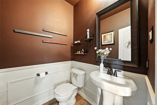 Building Photo - 26507 Grey Sparrow Dr