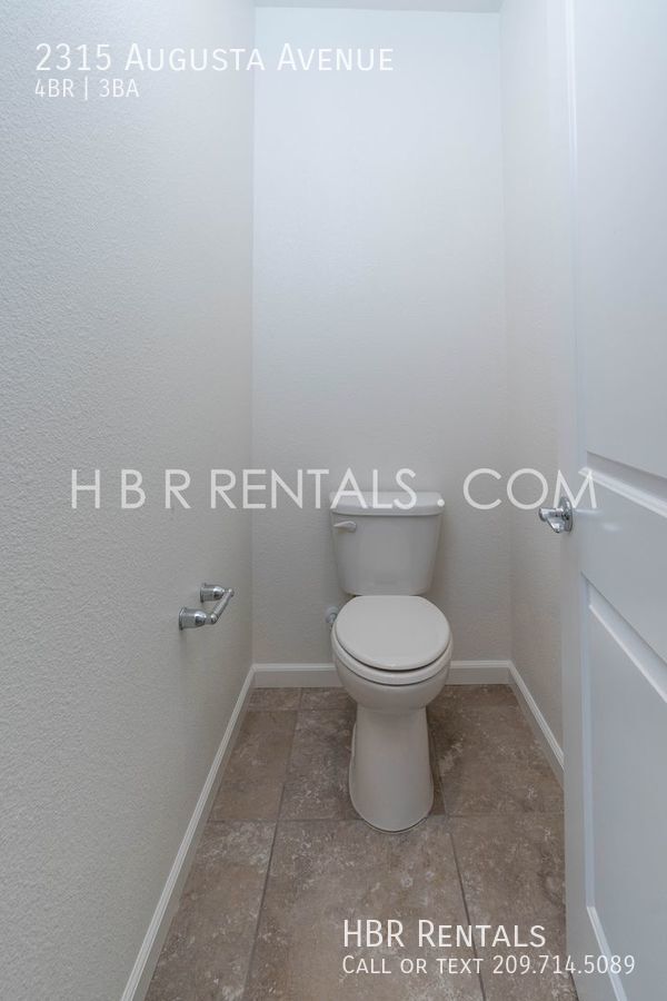 Building Photo - Ellis Community - Four Bedroom Home Over 3...