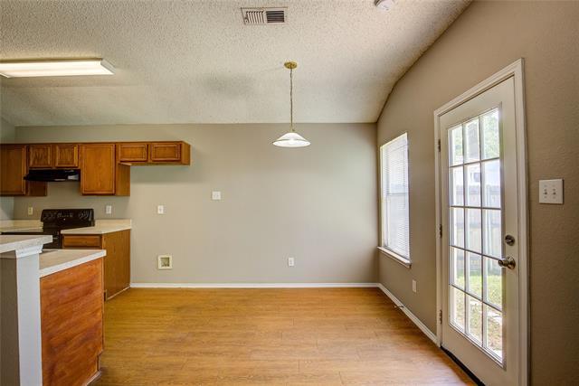 Building Photo - 2363 Laurelhill Ln