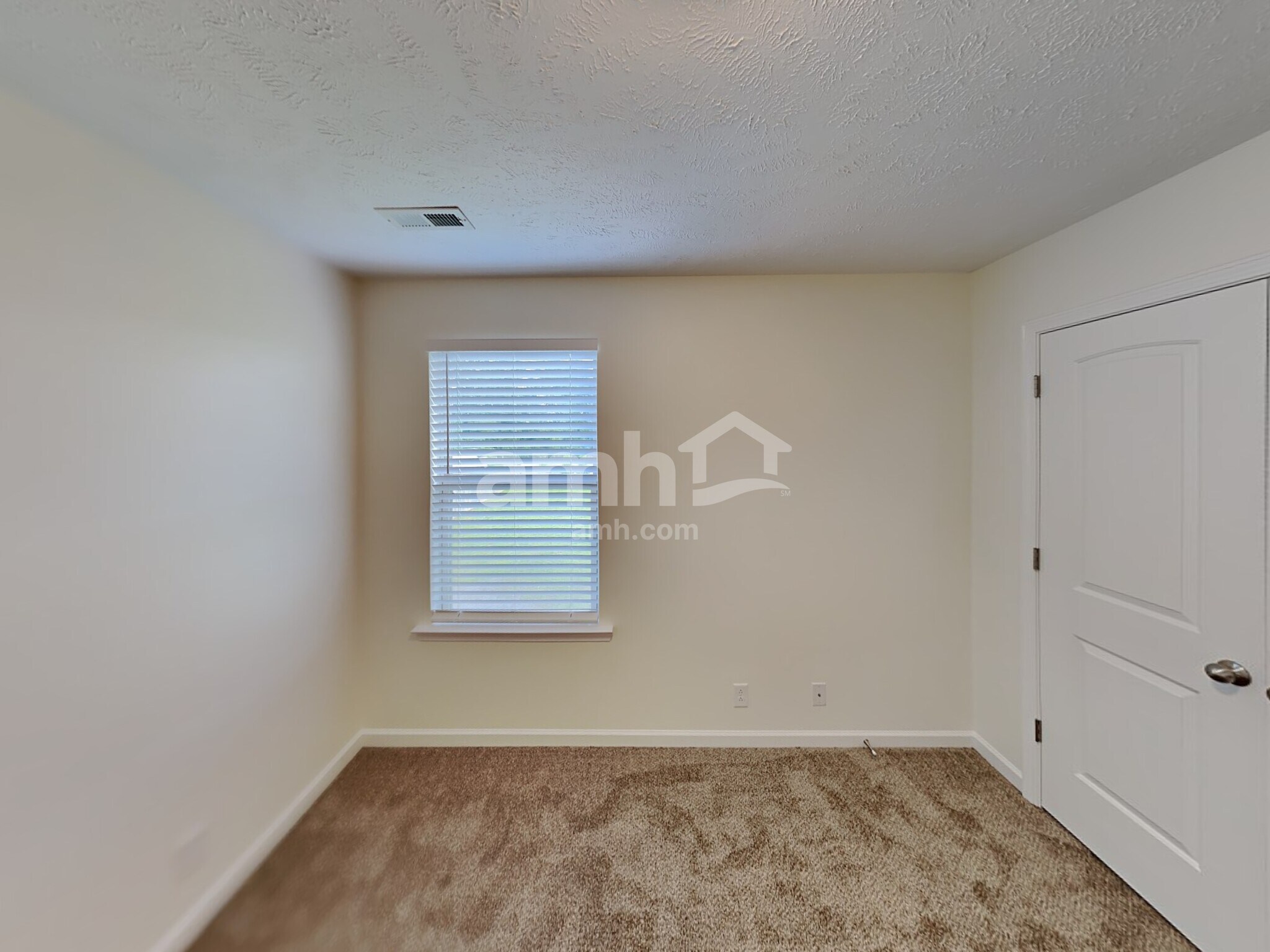Building Photo - 1034 Shallow Water Way