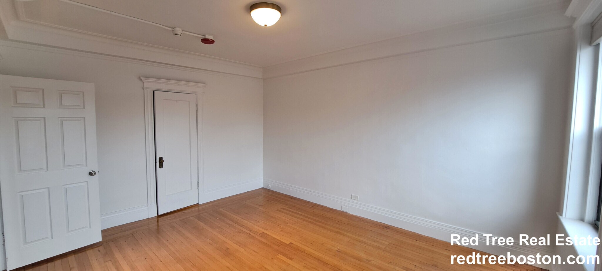 Building Photo - 464 Commonwealth Ave