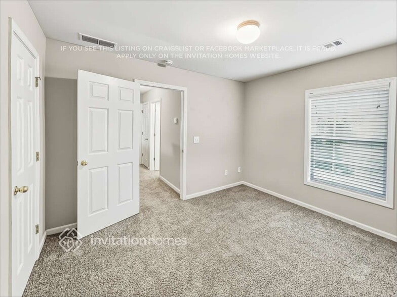 Building Photo - 12 Arendt Park Ln