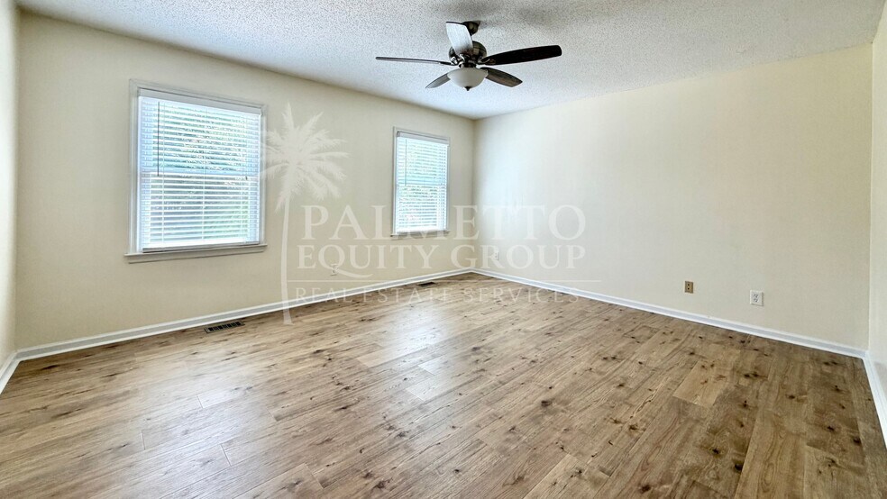 Building Photo - 4610 Eagle Rock Rd