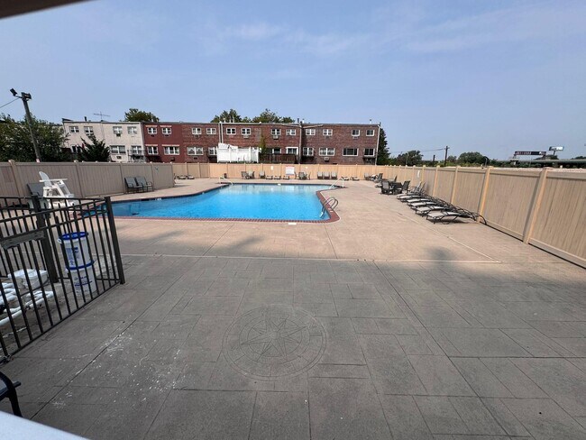 Building Photo - 1225 John F. Kennedy Blvd
