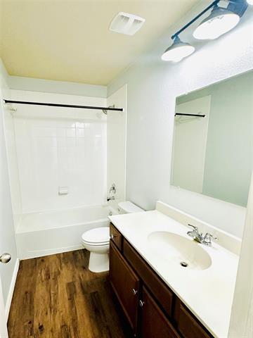 Building Photo - 2134 Shady Glen Trail