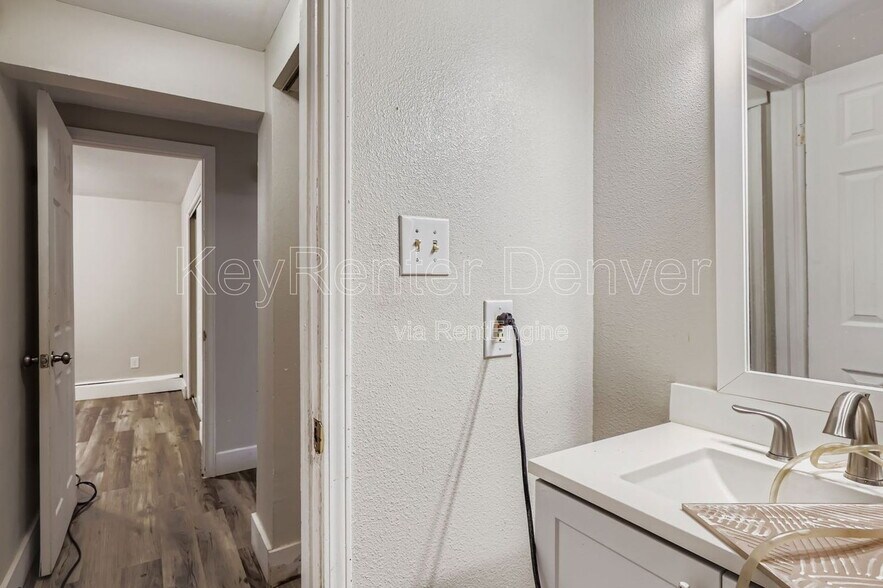 Building Photo - 9406 W 57th Ave