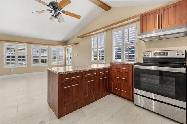 Building Photo - 325 W Martin Luther King Jr Dr