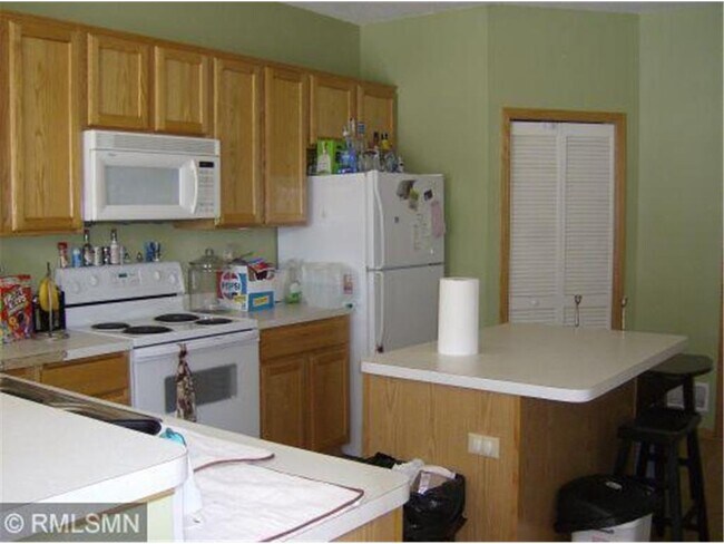 Building Photo - 1866 Wildflower Ct