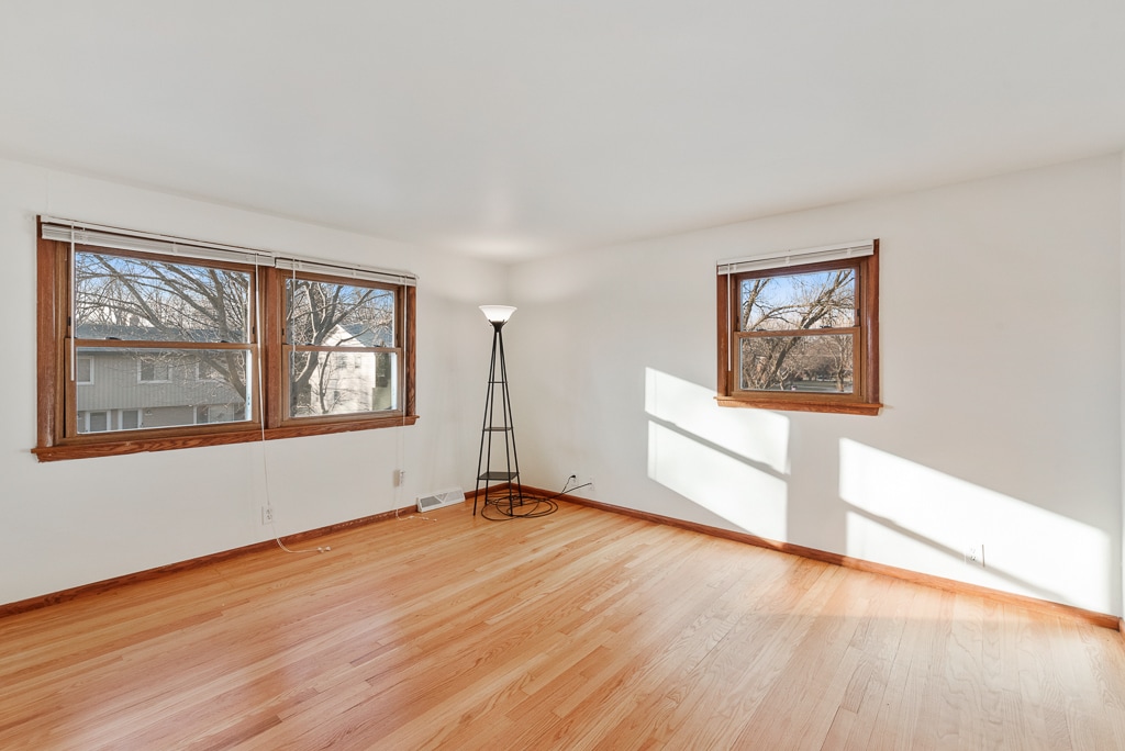 Building Photo - 11611 W Diane Dr