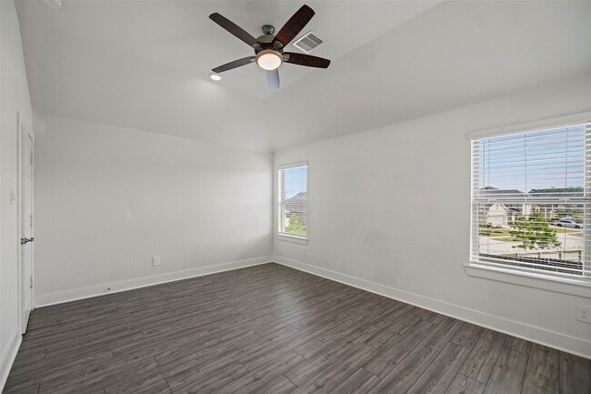 Building Photo - 10603 Whitejacket