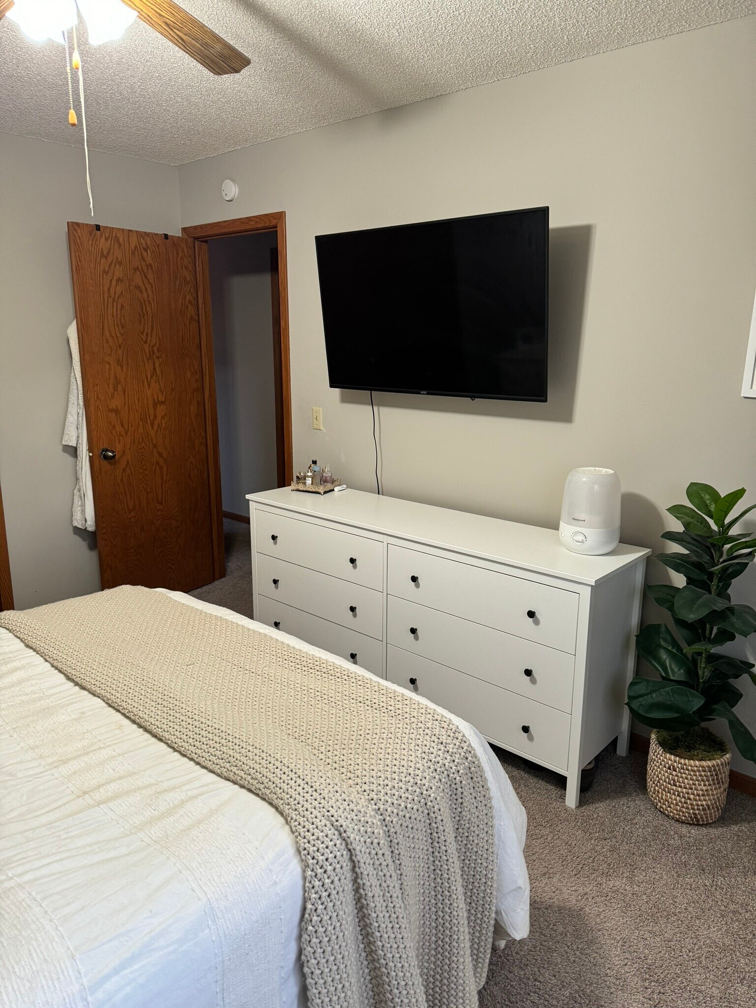 Building Photo - 6511 Upper 22nd St N