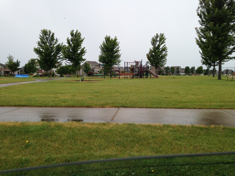 Primary Photo - 2106 Linden Trl