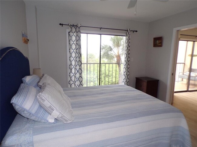 Building Photo - 25188 Marion Ave