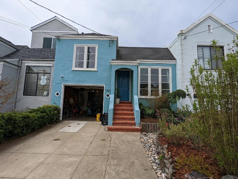 Building Photo - 1763 42nd Ave