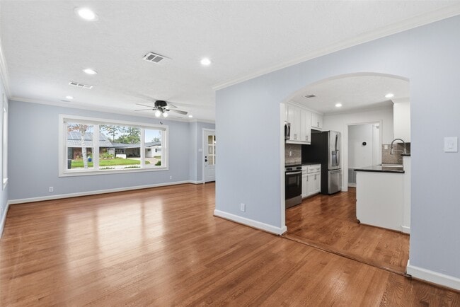 Building Photo - 2019 Brimberry St