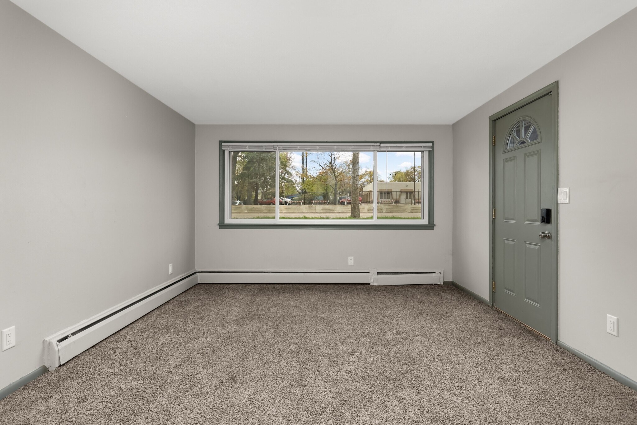 Living Room - 1284 Snelling Ave N