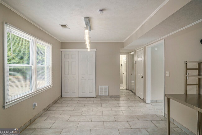 Building Photo - 9285 Cedar Ridge Dr NW