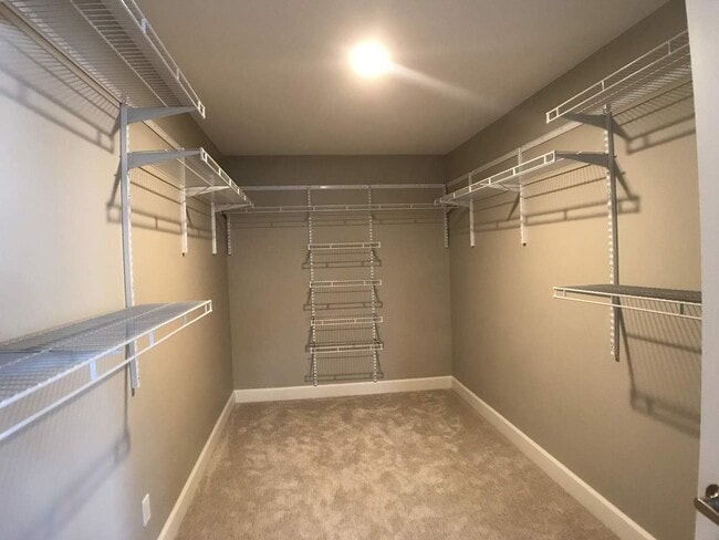 Building Photo - Waikalua Bayside Newer Community! 3 Bed 3.5 Bath home Ocean/mountain views.