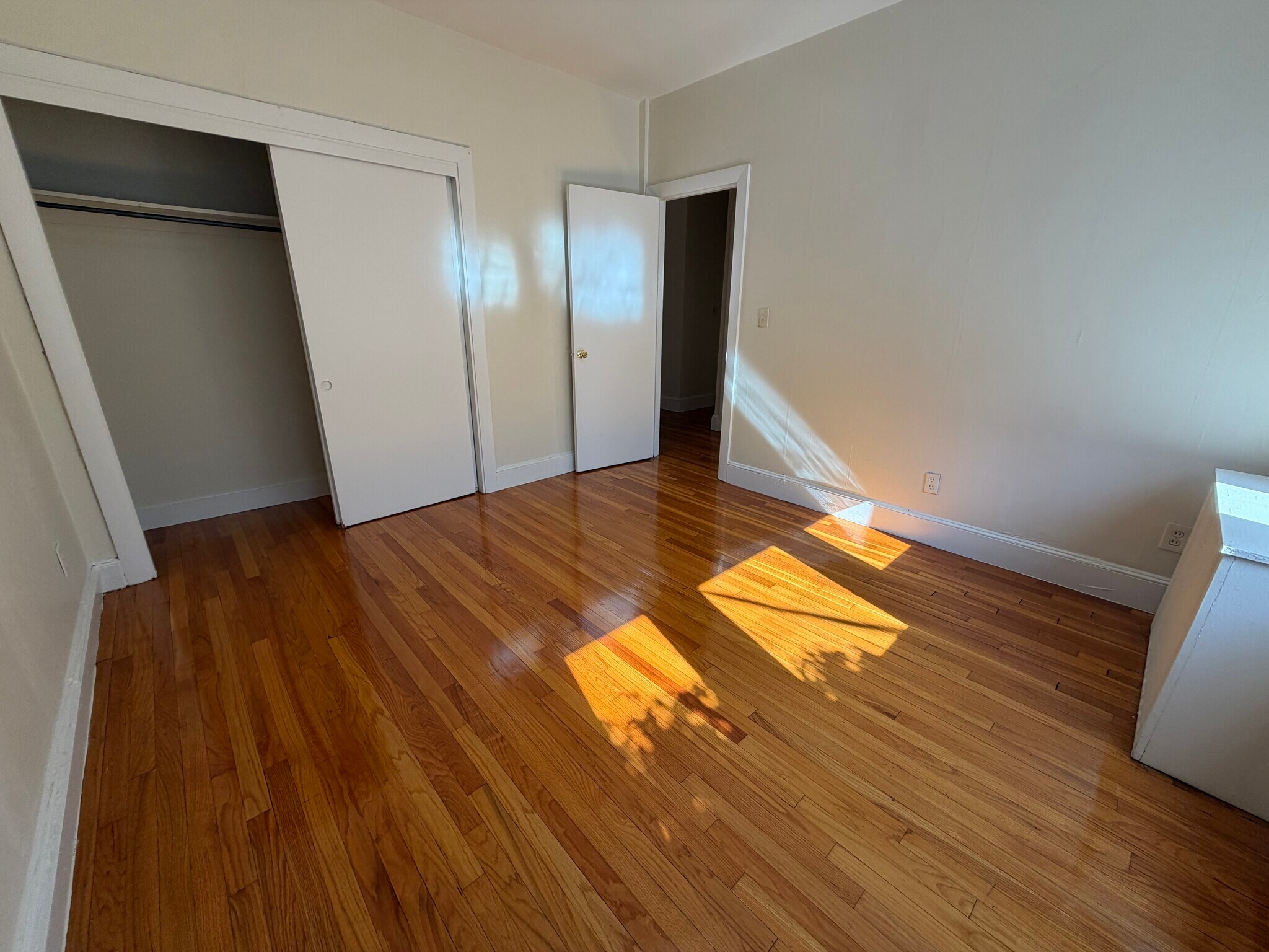 Building Photo - 306 Tappan St