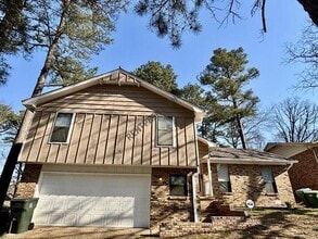 Building Photo - 8 New Haven Ct