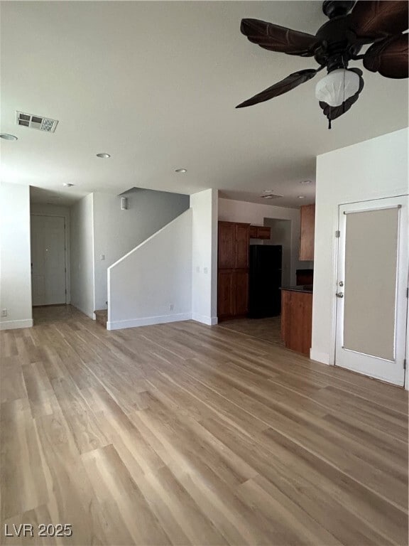 Building Photo - 10536 La Campana St