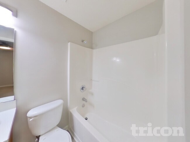 Building Photo - 4350 Jillian Dr