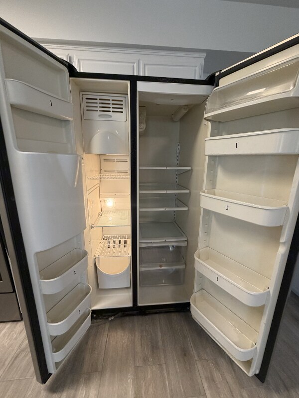 Building Photo - 5904 Daggett Ave