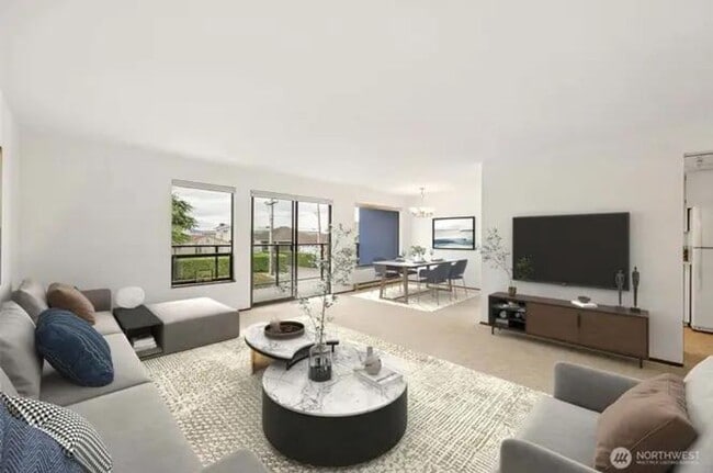 Building Photo - 2 Bed 1 Bath Des Moines Condo w/ Puget Sound Views!