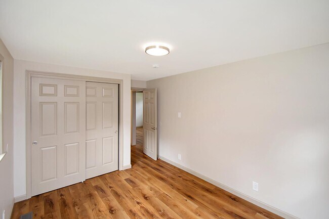 Building Photo - 169 Wilmar Ave