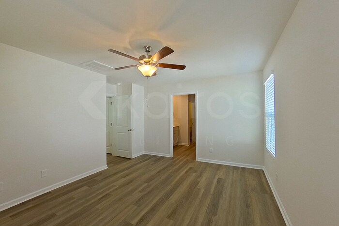 Building Photo - 124 Inez Ave