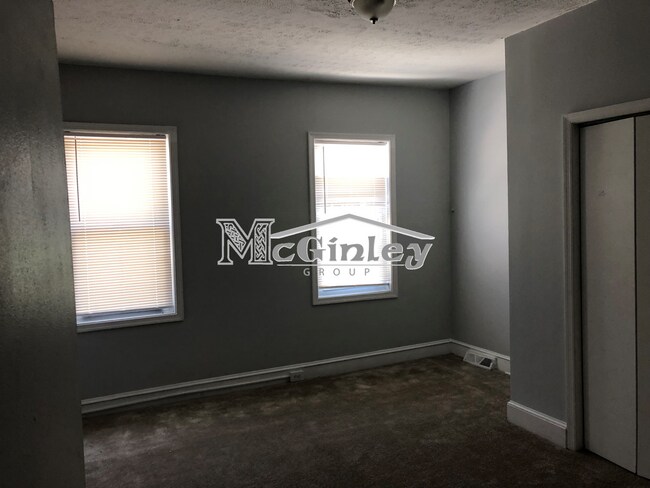 Building Photo - 1324 N Chester St