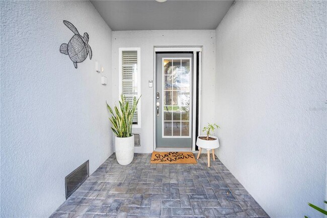 Building Photo - 6036 Anchorage Way S