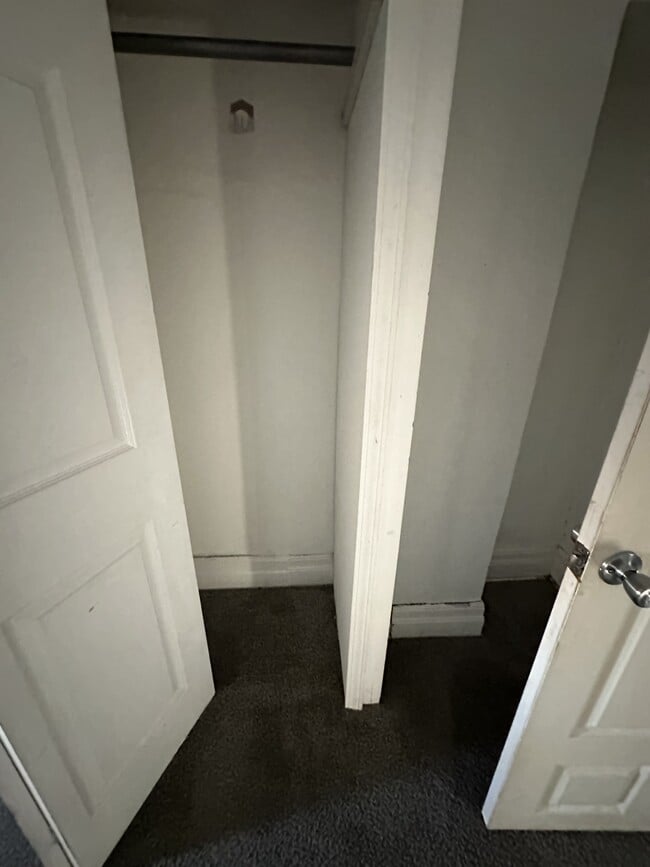 Building Photo - 11326 Saint Aubin St