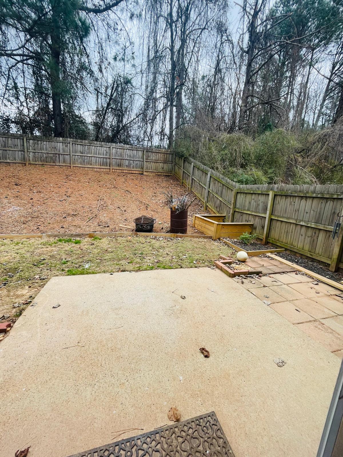 Building Photo - 3709 Hutchinson Trace Dr