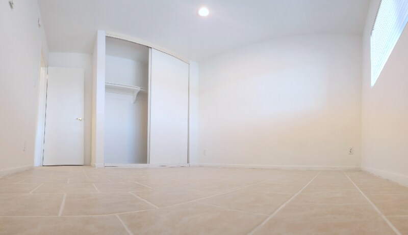 Building Photo - 8108 Langdon Ave