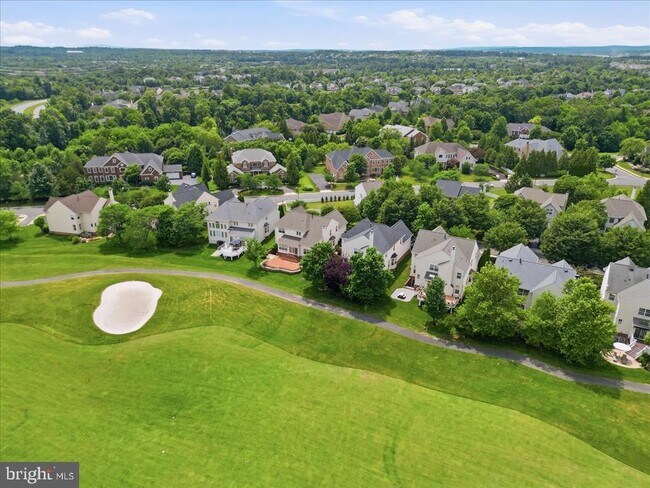 Building Photo - 20242 Hidden Creek Ct